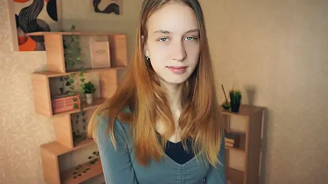 Snapshot of IveyColley chatting on October 2025 07:41:02 AM IveyColley online show from October 2025 07:41:02 AM