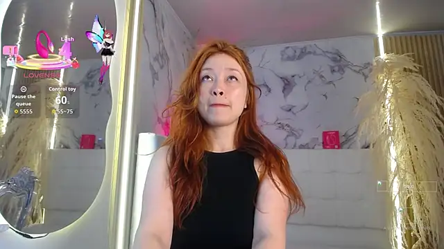 Snapshot of SweetBriana chatting on November 2025 01:04:01 PM SweetBriana online show from November 2025 01:04:01 PM