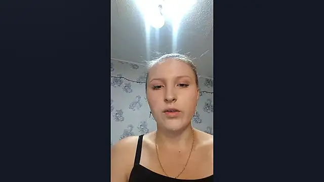 AlexisBaIler online show from October 2025 10:05:02 AM