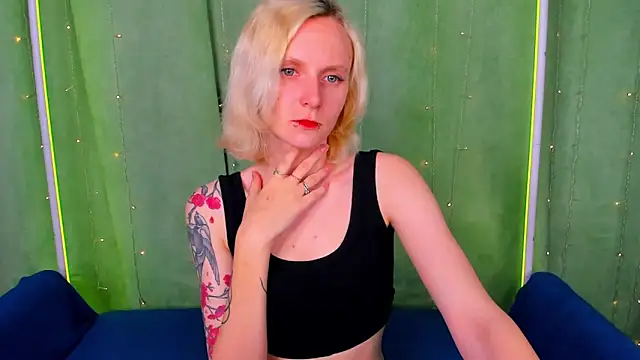 LikiLips online show from March 2026 01:05:02 AM