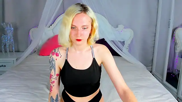 LikiLips online show from April 2026 07:59:02 AM