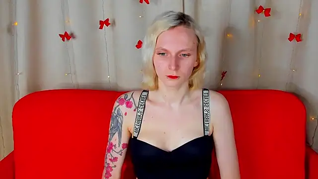 LikiLips online show from March 2026 01:28:02 AM