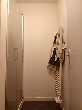 Snapshot of _Gabriela_5Live chatting on December 2025 04:38:01 PM Gabriela 5Live online show from December 2025 04:38:01 PM