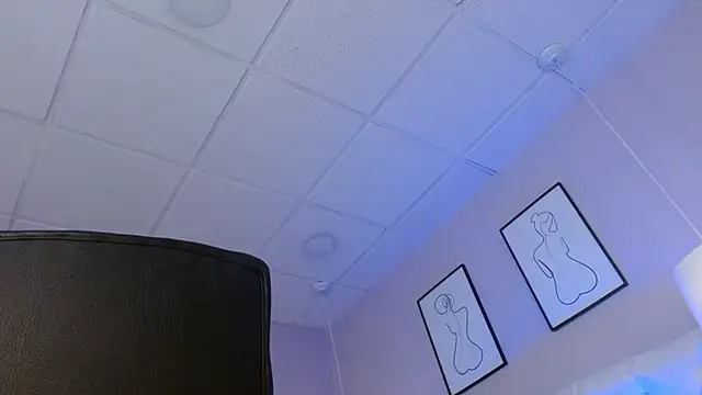 Rosee20  online show from December 2025 03:16:01 AM