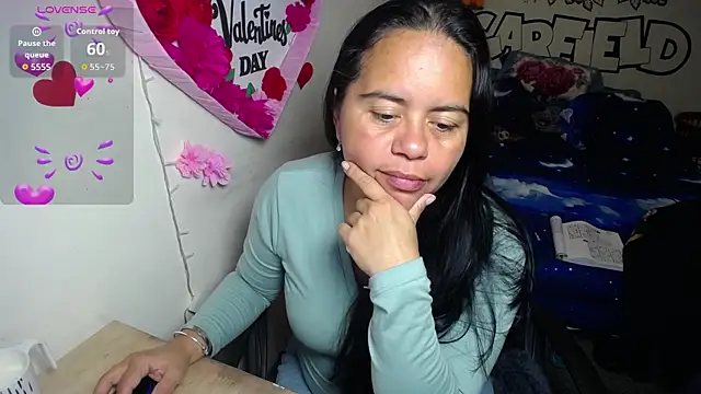 Miss  kendra  online show from April 2026 11:17:01 AM