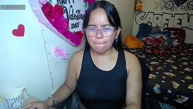 Snapshot of Miss__kendra_ chatting on May 2026 01:02:01 AM Miss kendra online show from May 2026 01:02:01 AM