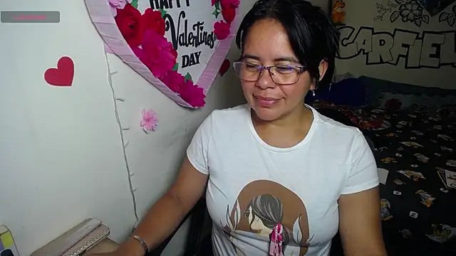 Snapshot of Miss__kendra_ chatting on June 2026 01:27:02 AM Miss kendra online show from June 2026 01:27:02 AM
