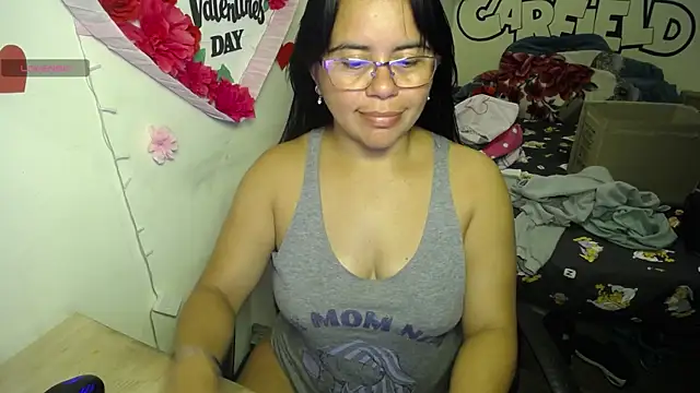 Snapshot of Miss__kendra_ chatting on June 2026 12:53:02 AM Miss kendra online show from June 2026 12:53:02 AM