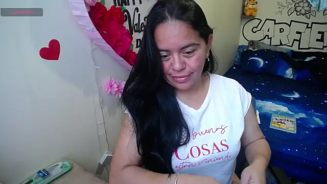 Snapshot of Miss__kendra_ chatting on April 2026 12:29:02 PM Miss kendra online show from April 2026 12:29:02 PM
