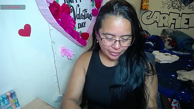 Snapshot of Miss__kendra_ chatting on May 2026 02:48:02 AM Miss kendra online show from May 2026 02:48:02 AM