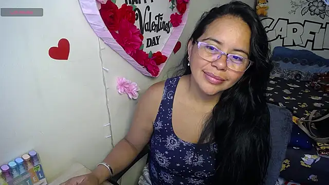 Snapshot of Miss__kendra_ chatting on May 2026 02:45:01 PM Miss kendra online show from May 2026 02:45:01 PM