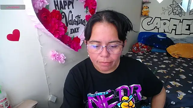 Snapshot of Miss__kendra_ chatting on June 2026 01:44:02 PM Miss kendra online show from June 2026 01:44:02 PM