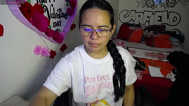 Miss  kendra  online show from February 2026 02:03:01 PM