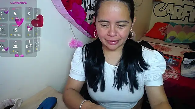 Miss  kendra  online show from March 2026 03:04:02 PM