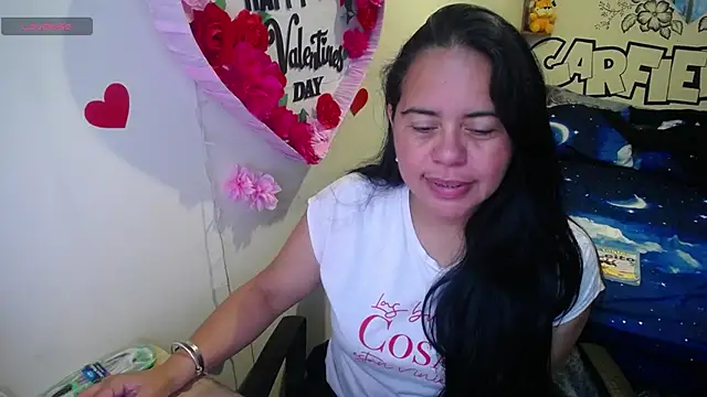 Snapshot of Miss__kendra_ chatting on April 2026 11:27:01 AM Miss kendra online show from April 2026 11:27:01 AM