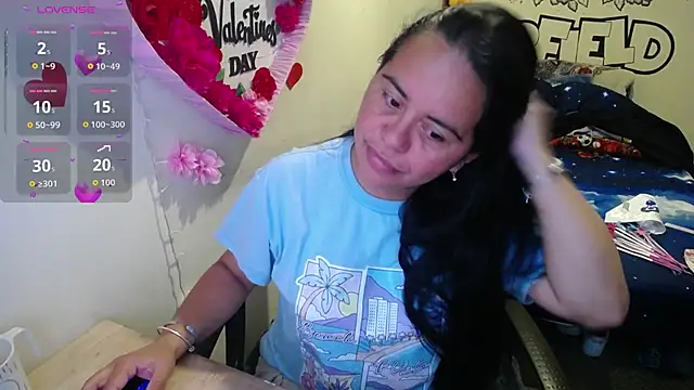 Miss  kendra  online show from April 2026 11:27:01 AM