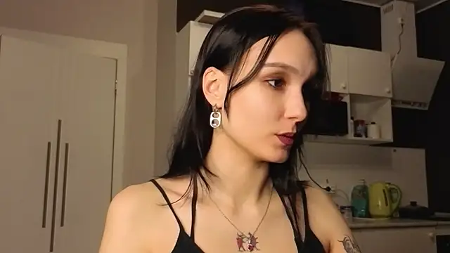 Aurisinst online show from April 2026 06:00:02 PM