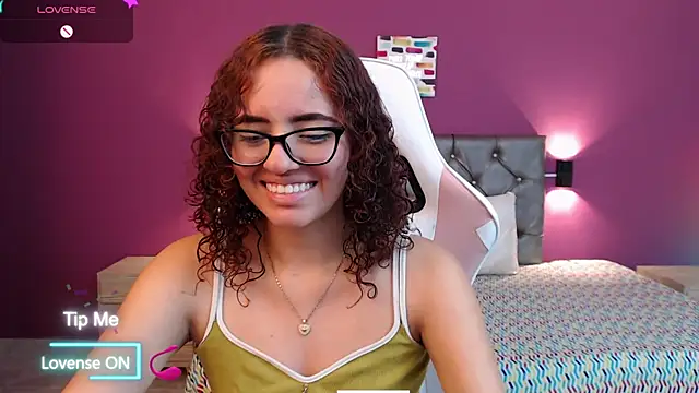 Dulcee Gaby online show from March 2026 11:45:01 AM