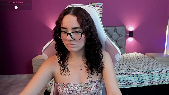 Dulcee Gaby online show from May 2026 07:56:02 PM
