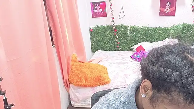 thianahorny online show from July 2026 03:12:02 PM