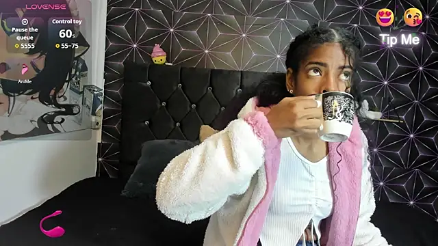 thianahorny online show from March 2026 02:23:01 PM