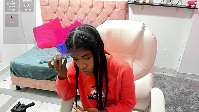 thianahorny online show from November 2025 12:16:01 PM