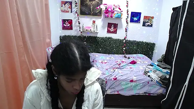 thianahorny online show from April 2026 12:23:01 PM