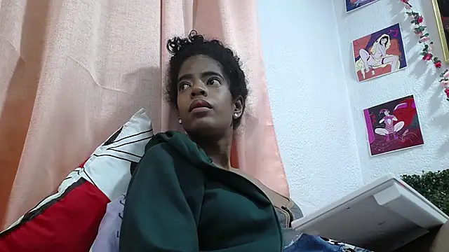 thianahorny online show from May 2026 01:25:01 AM