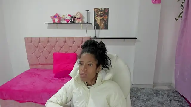 thianahorny online show from January 2026 12:12:02 PM