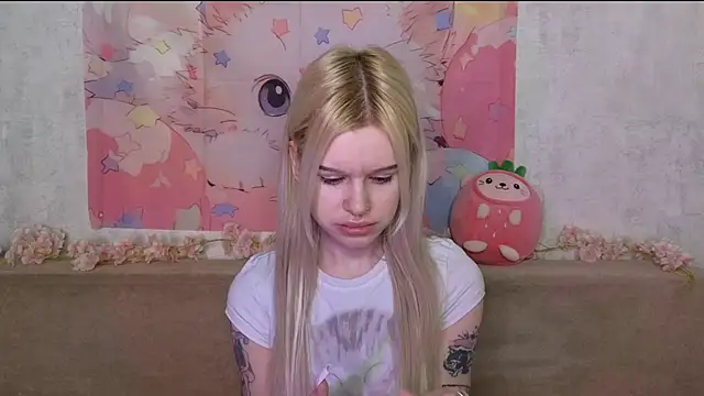 HoneyGold  online show from February 2026 04:19:02 AM