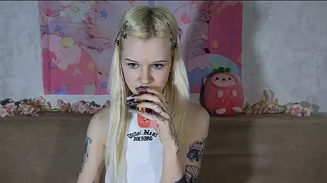 HoneyGold  online show from March 2026 03:28:01 AM