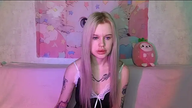 HoneyGold  online show from December 2025 04:14:01 AM