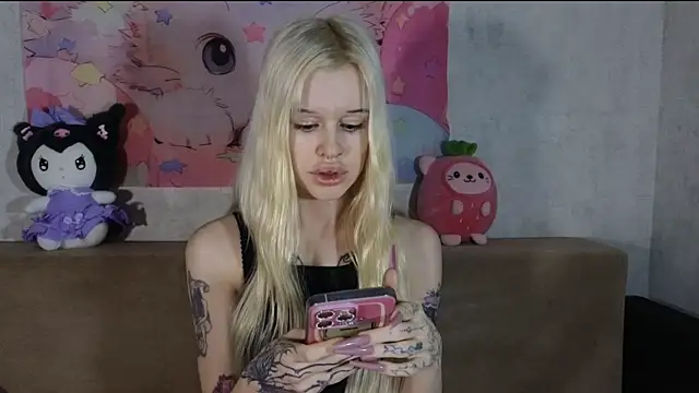 HoneyGold  online show from April 2026 03:35:01 AM