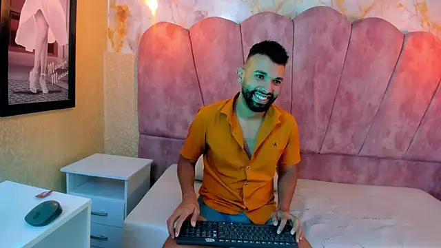 onlymen2025 online show from October 2025 11:55:01 AM
