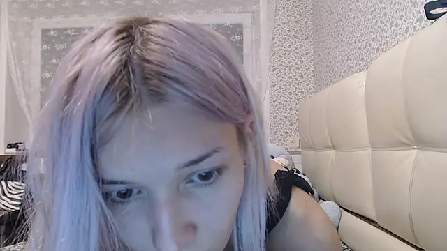 maybe doll online show from October 2025 05:15:01 PM