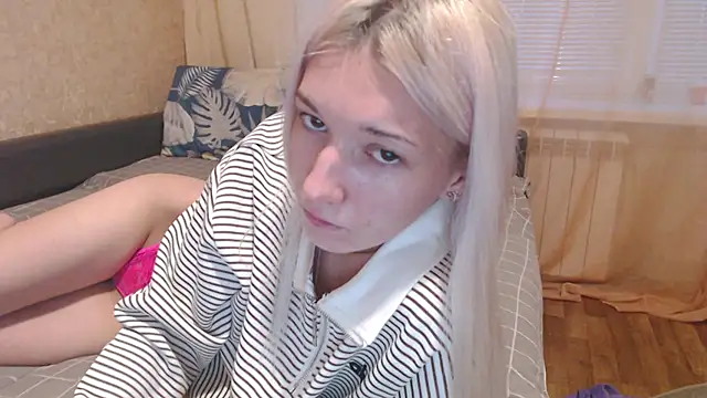 maybe doll online show from December 2025 01:06:01 PM