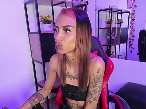 KarlaSlutSkinny   online show from November 2025 04:02:02 PM