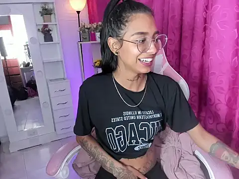 KarlaSlutSkinny   online show from April 2026 07:58:02 PM