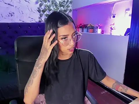 KarlaSlutSkinny   online show from April 2026 09:39:33 PM