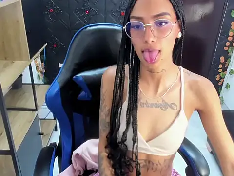 KarlaSlutSkinny   online show from May 2026 02:59:01 AM