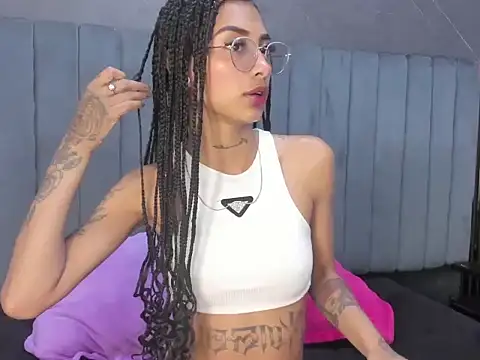 KarlaSlutSkinny   online show from May 2026 09:13:01 PM
