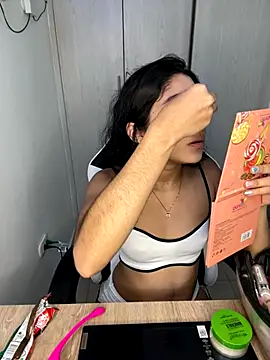 Snapshot of Ariasex_ chatting on October 2025 07:43:01 PM Ariasex online show from October 2025 07:43:01 PM