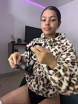 MeganHillss online show from February 2026 07:05:01 AM