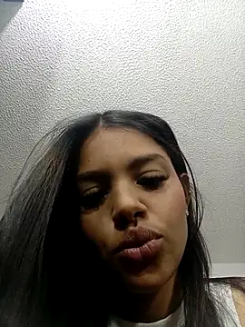 Snapshot of MeganHillss chatting on October 2025 04:13:02 AM MeganHillss online show from October 2025 04:13:02 AM