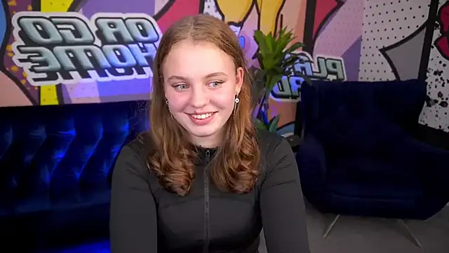 Snapshot of SnowWhiti chatting on October 2025 02:16:02 PM SnowWhiti online show from October 2025 02:16:02 PM