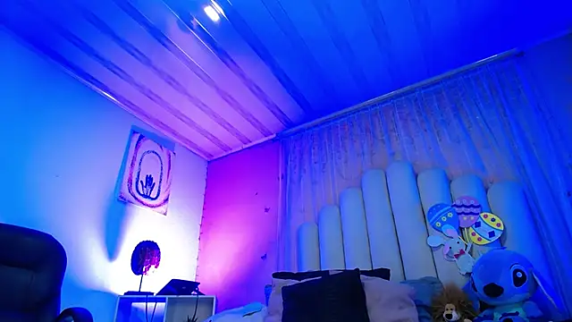 SweetRenata  online show from March 2026 11:21:02 AM