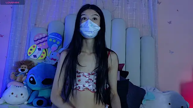 Snapshot of SweetRenata_ chatting on May 2026 11:40:01 AM SweetRenata online show from May 2026 11:40:01 AM