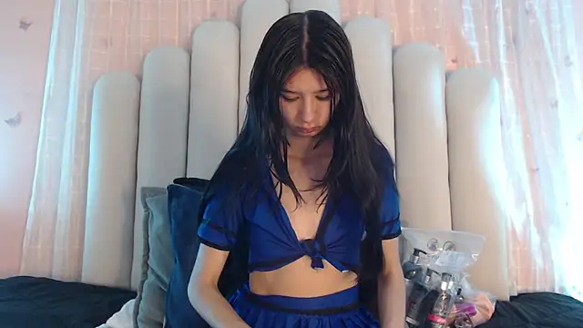 SweetRenata  online show from December 2025 12:20:02 PM