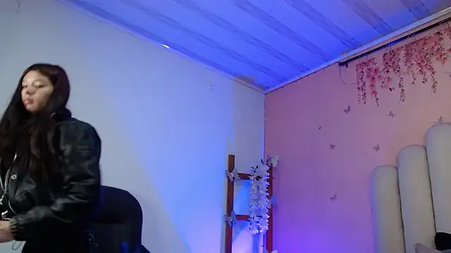 SweetRenata  online show from October 2025 11:21:02 AM