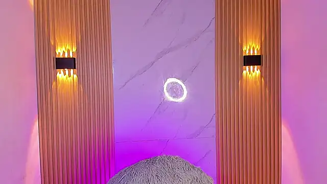 Ethan thouse online show from November 2025 08:09:01 PM